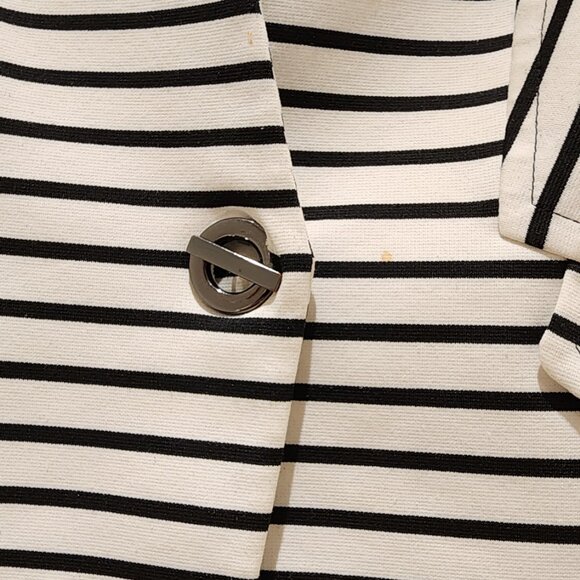Nine West Striped Short Sleeve Blazer - Picture 6 of 6